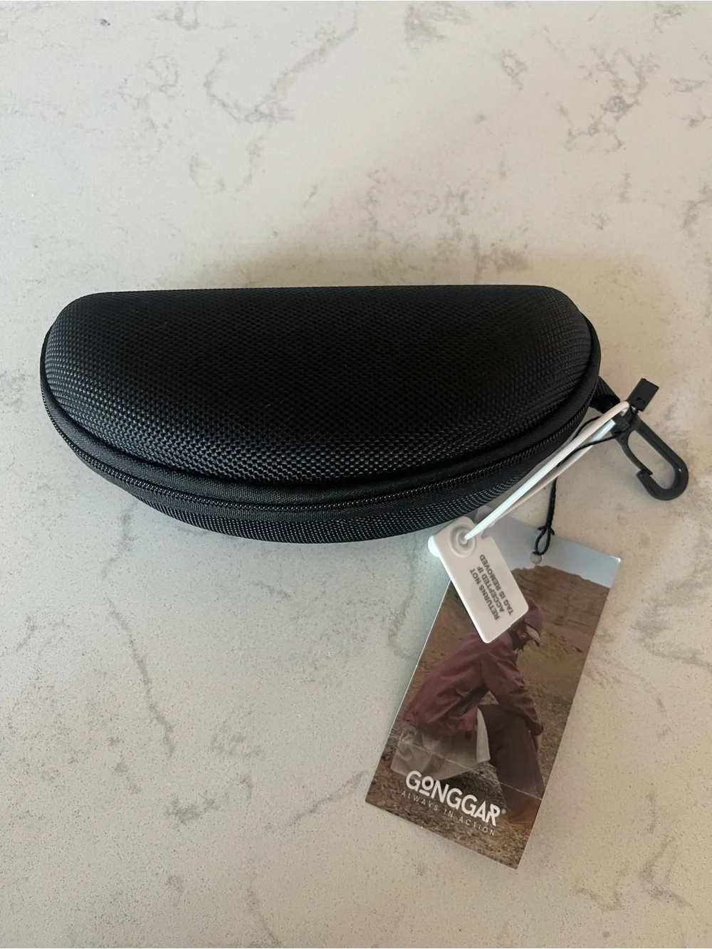 Gonggar stylish compact